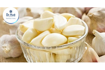 Cách trị mụn viêm bằng tỏi tại nhà