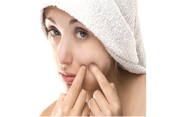 Cần chú ý những gì khi bạn điều trị sẹo rỗ tại trung tâm?