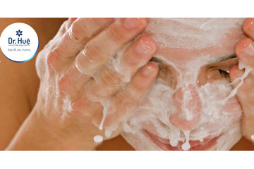 Da mặt sần sùi nhiều mụn cám nên làm gì để cải thiện