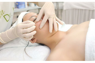 Điều trị mụn hết bao nhiêu tiền?