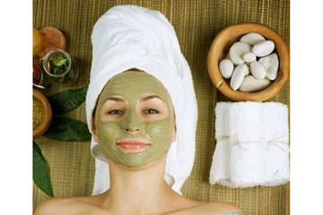 Điều trị mụn hiệu quả nhất với trà xanh