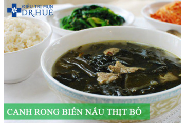 Ăn gì ngày Tết khỏi lo bị mụn?