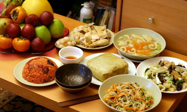 Hãy tránh xa những loại thức ăn này nếu bạn đang bị mụn!