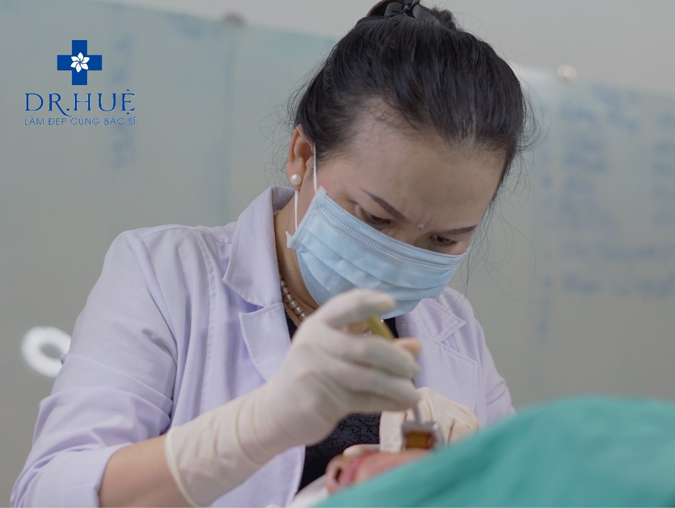 Hỏi – Đáp cùng Bác sĩ về hậu quả của việc lăn kim sai cách