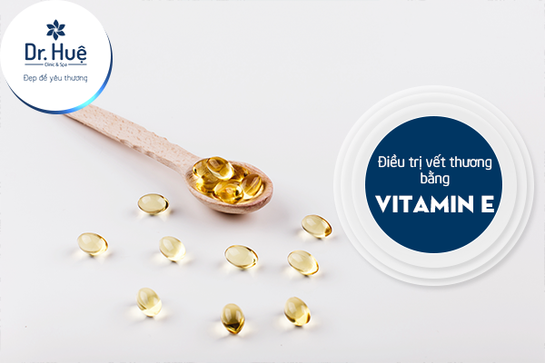 Thoa vitamin E lên vết thương 