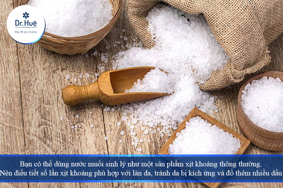 Dùng nước muối sinh lý như xịt khoáng 