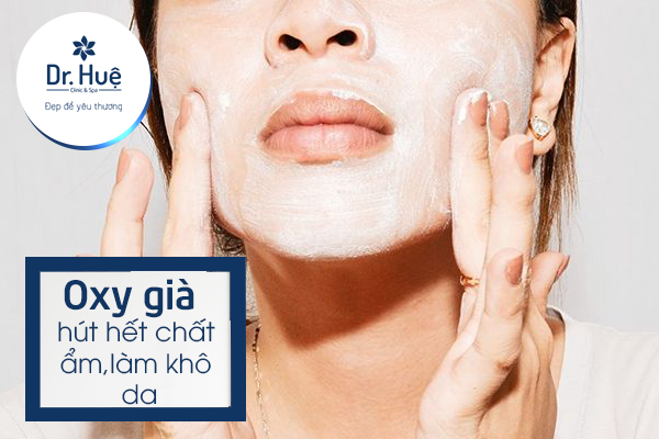 Trị mụn bằng oxy già có tốt không?
